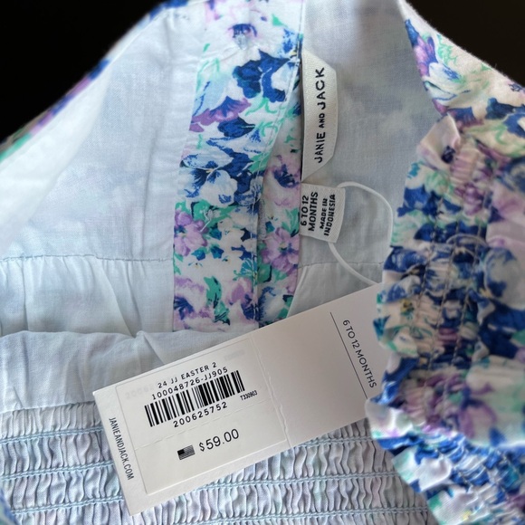 Janie & Jack - the lily smocked baby romper - Picture 3 of 6